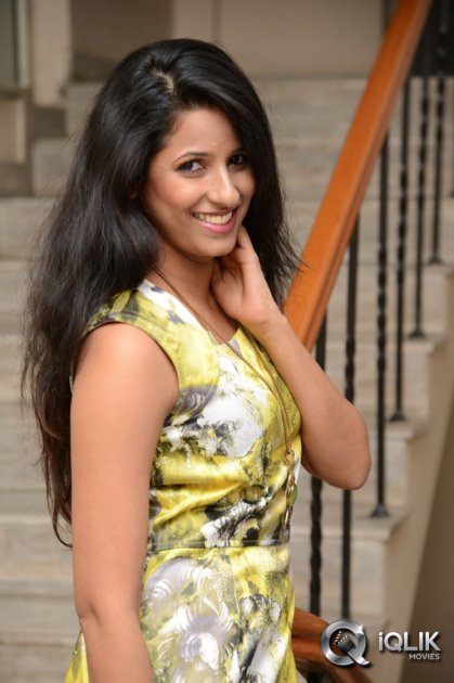 Shravya-Reddy-at-Citizen-Movie-Audio-Launch